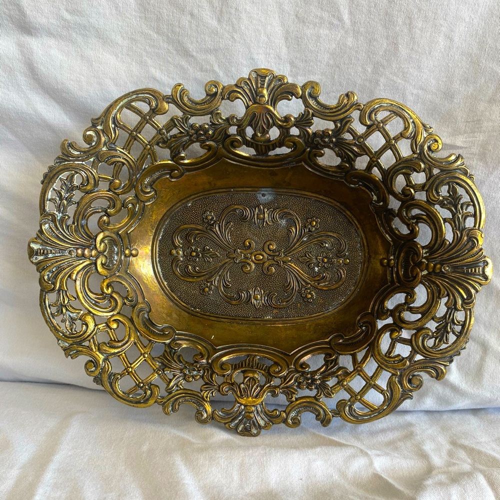 Vintage brass bowl Made in Italy beautiful bowl covered with Mod dep patina